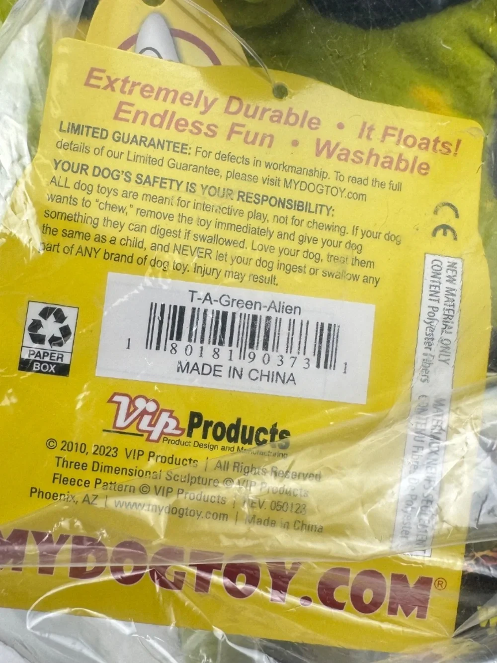 NWT VIP Dog Toy Tuffy Original Alien Green Tug Fetch Squeak Float Durable 12”